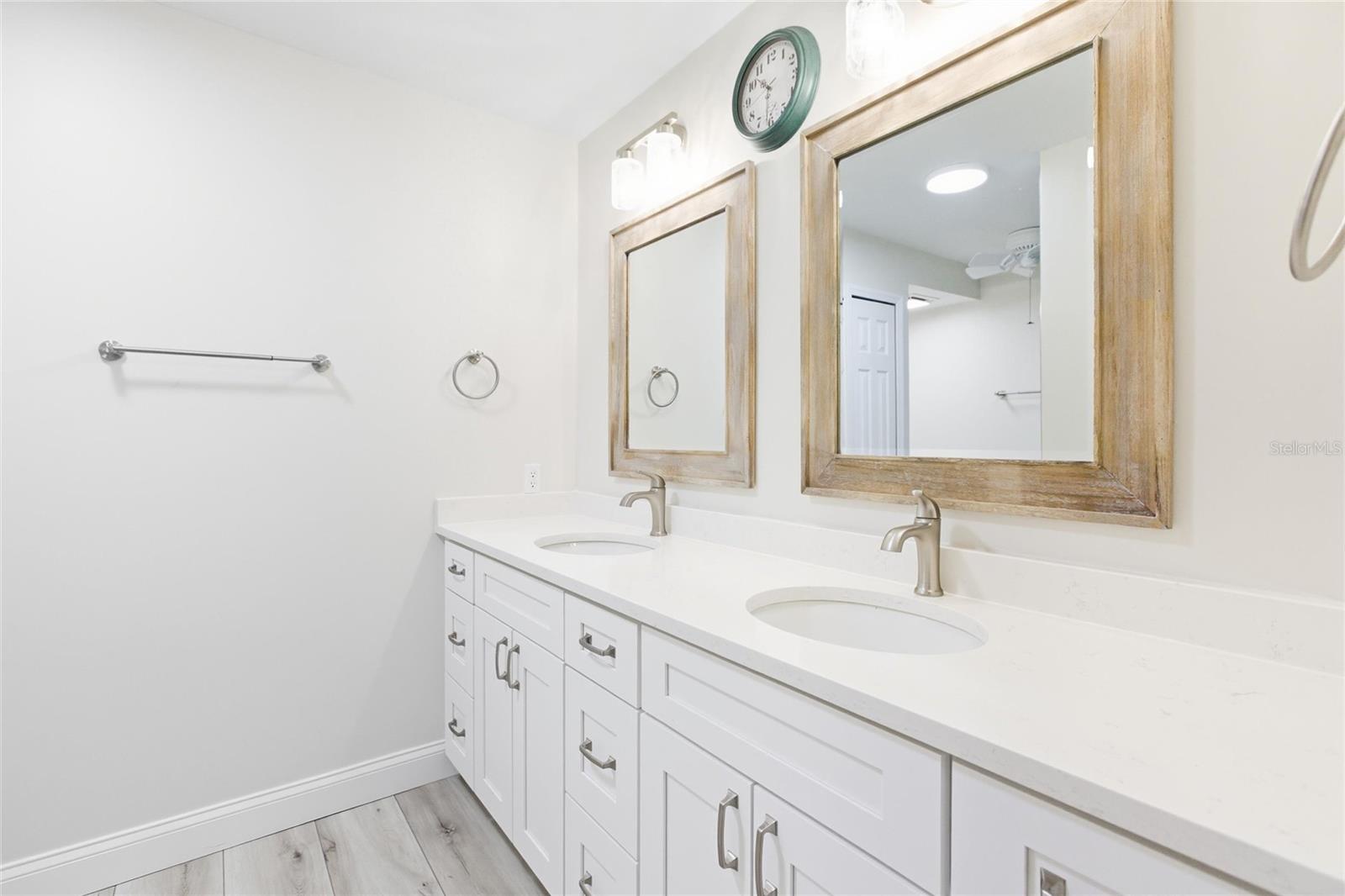 Image 22 of 40 For 3907 San Rocco Drive 111