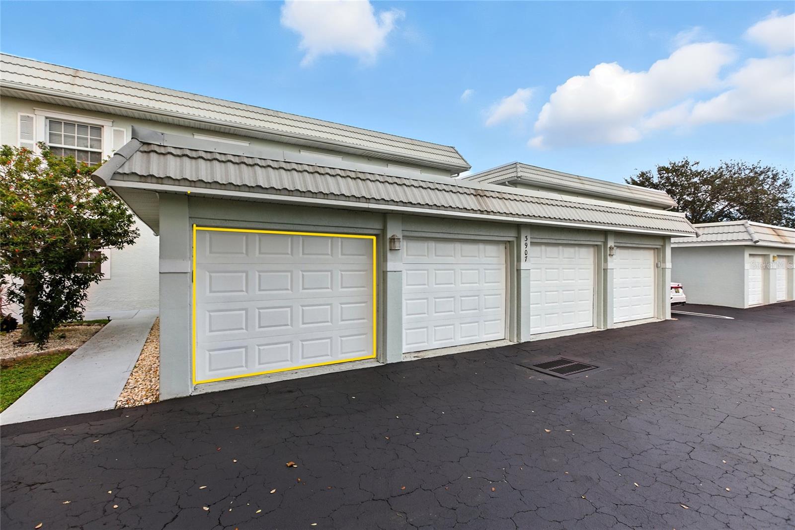 Image 32 of 40 For 3907 San Rocco Drive 111