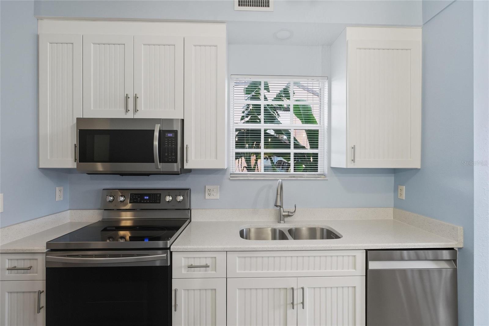 Image 7 of 40 For 3907 San Rocco Drive 111