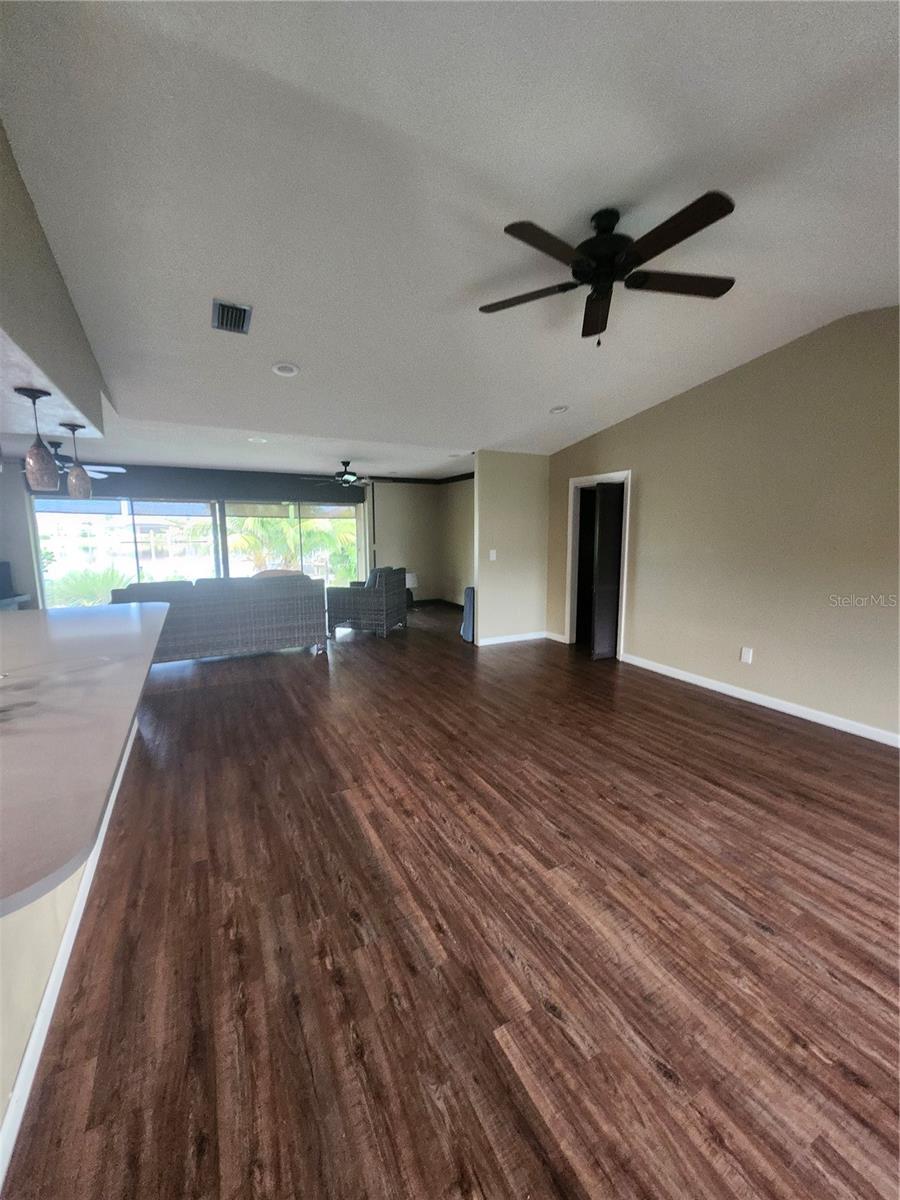 Image 4 of 23 For 376 Portofino Drive