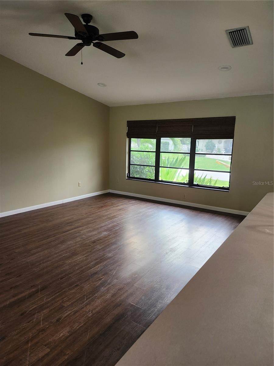 Image 5 of 23 For 376 Portofino Drive