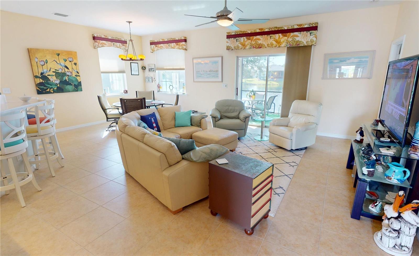 Image 6 of 33 For 24675 Rio Villa Lakes Circle