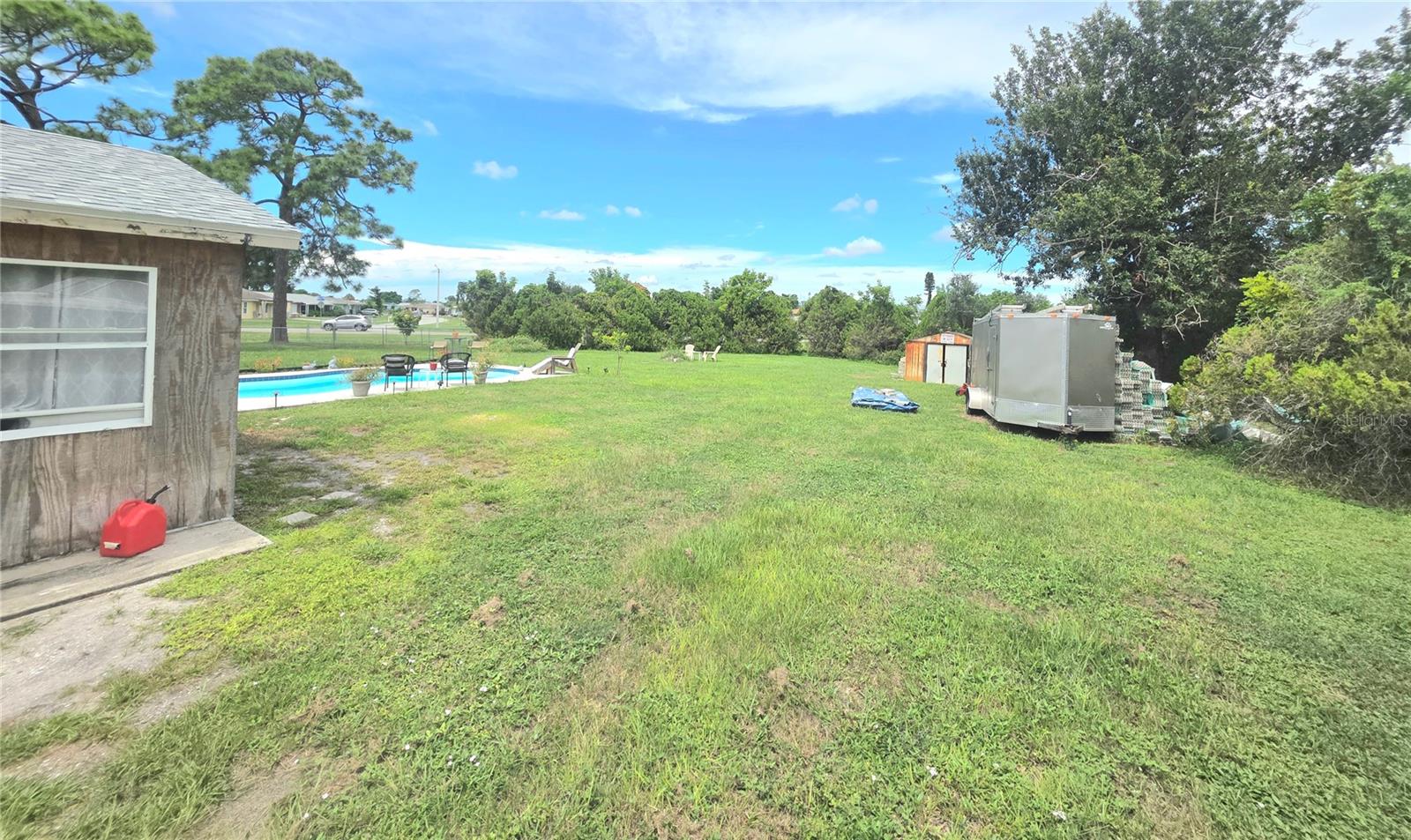 Image 6 of 17 For 5950 Spearman Circle