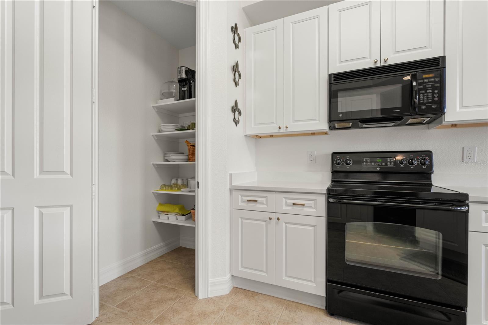 Image 28 of 87 For 99 Vivante Boulevard 99315