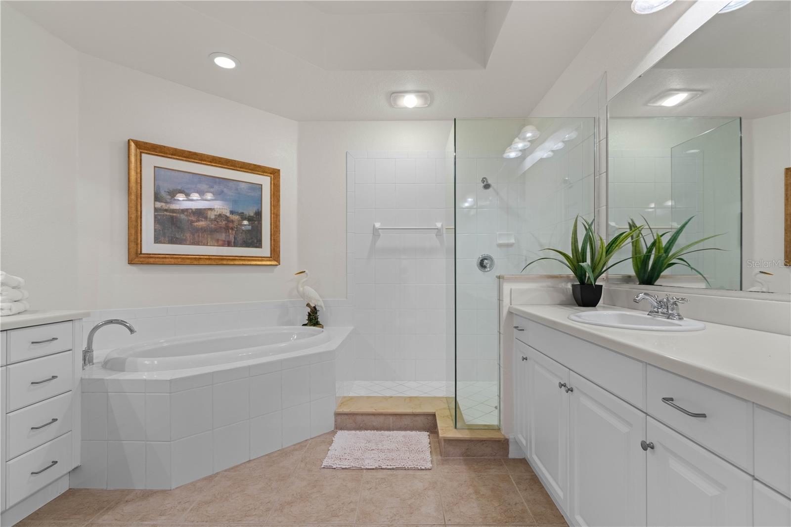 Image 35 of 87 For 99 Vivante Boulevard 99315