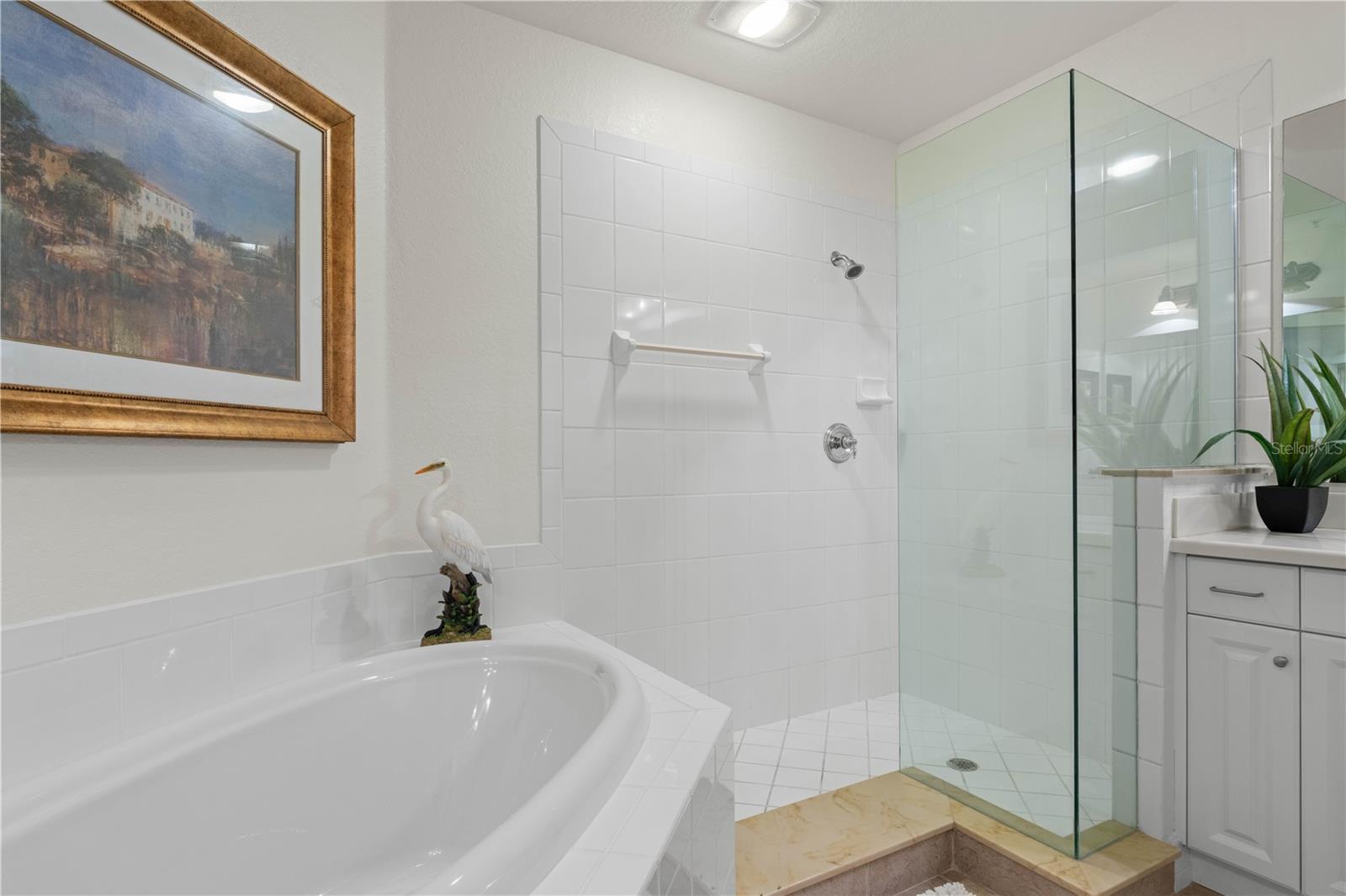Image 38 of 87 For 99 Vivante Boulevard 99315