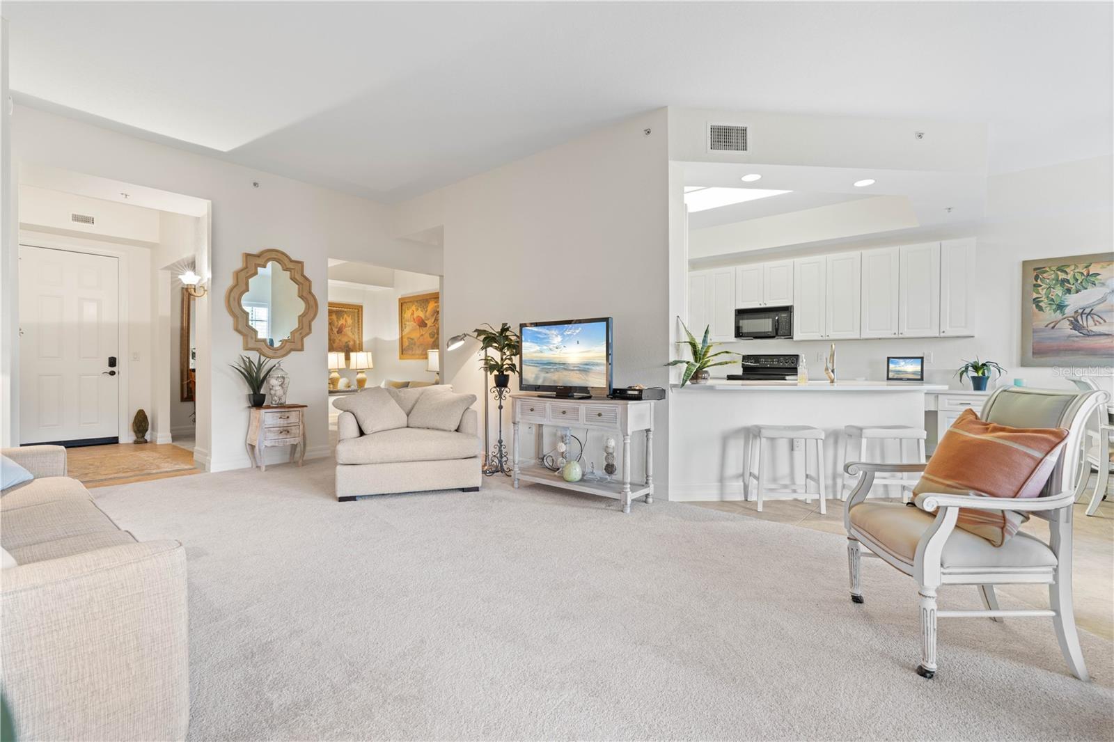 Image 5 of 87 For 99 Vivante Boulevard 99315