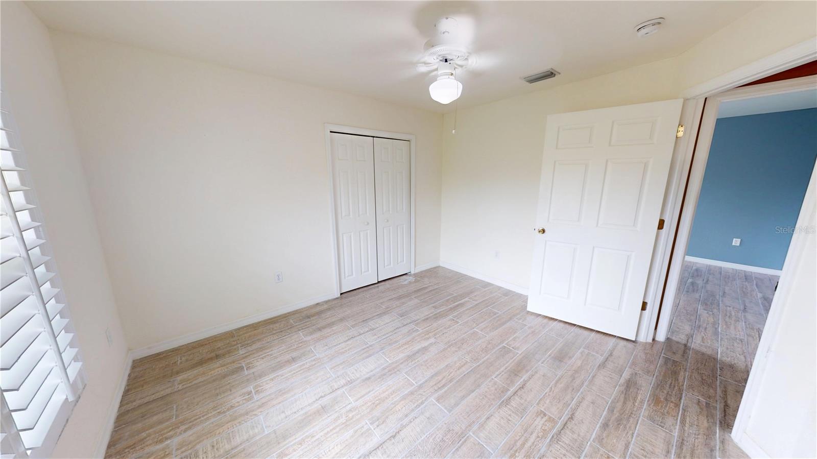 Image 12 of 24 For 330 Maraca Street