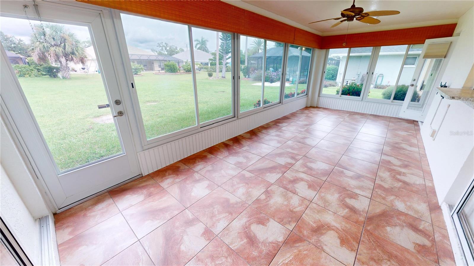 Image 16 of 24 For 330 Maraca Street