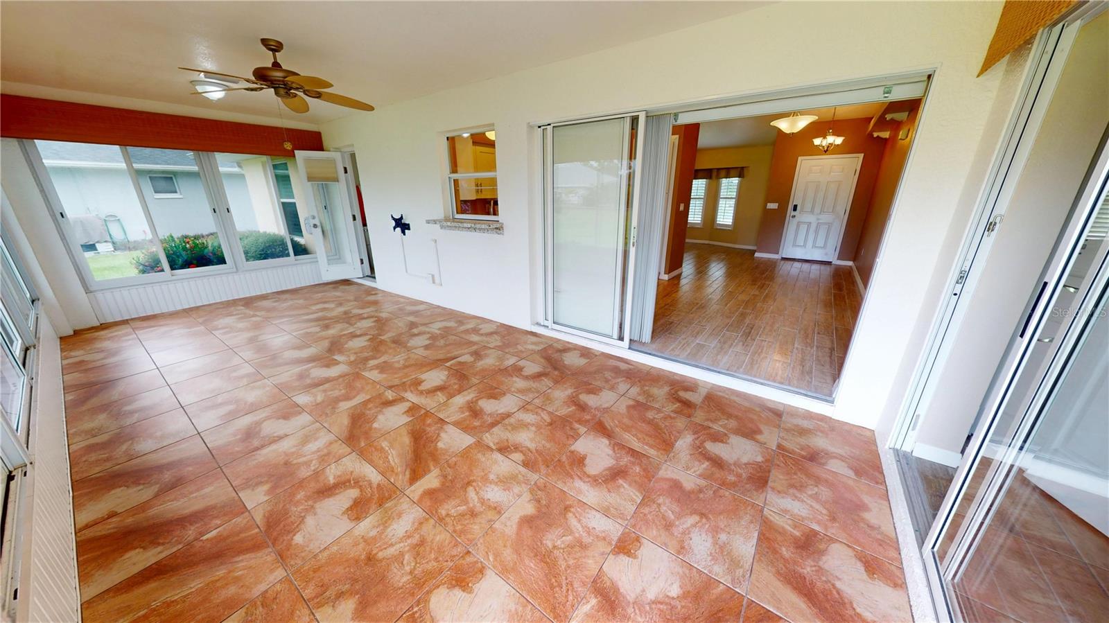 Image 17 of 24 For 330 Maraca Street