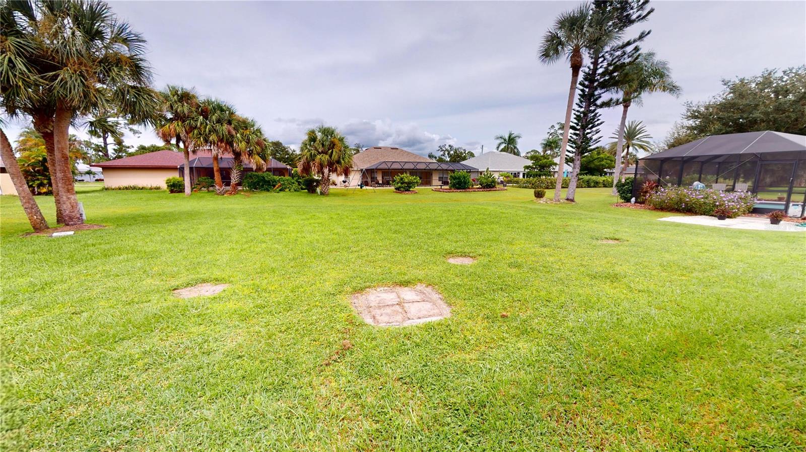 Image 21 of 24 For 330 Maraca Street