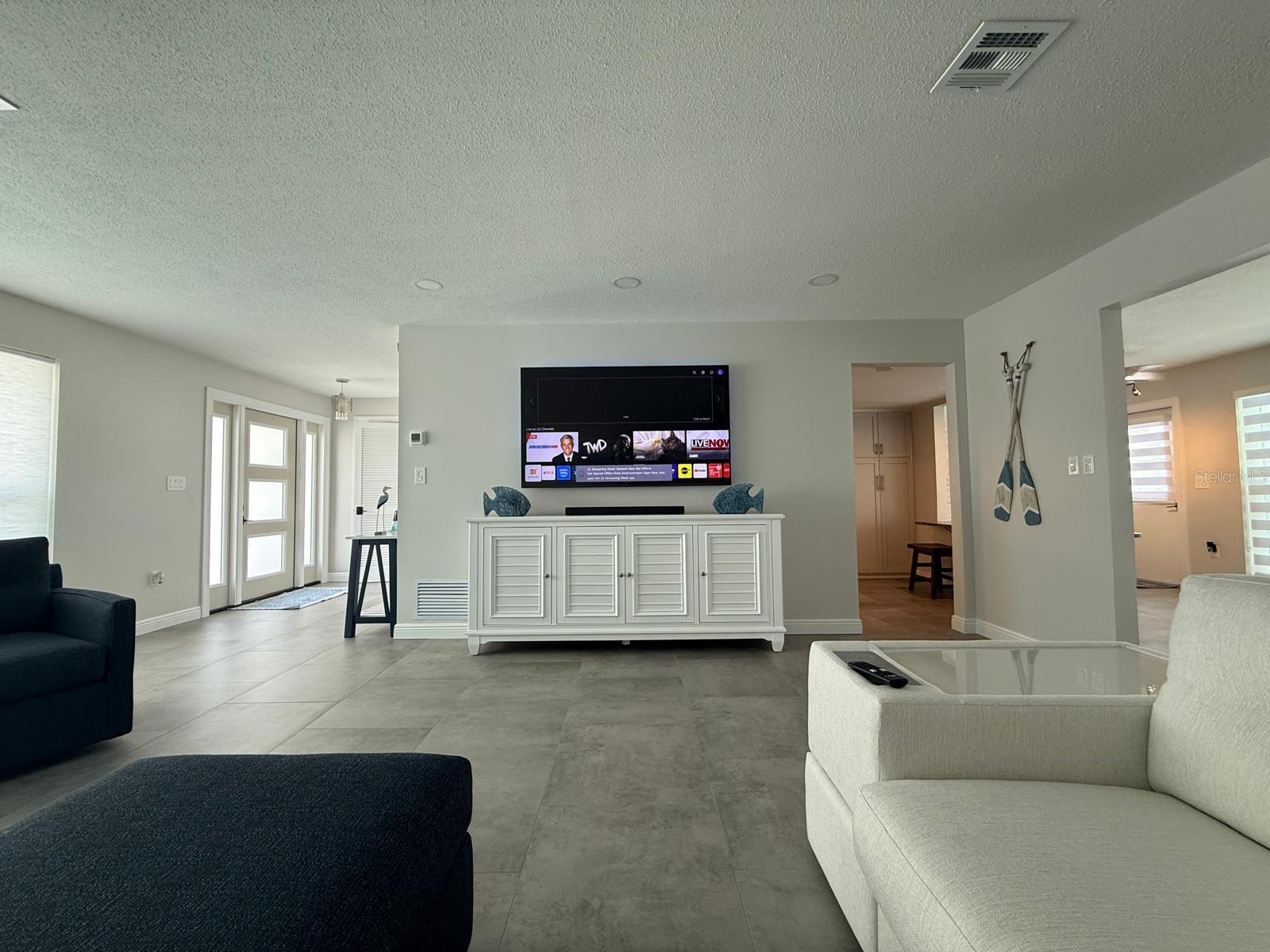 Image 10 of 70 For 1425 Appian Drive