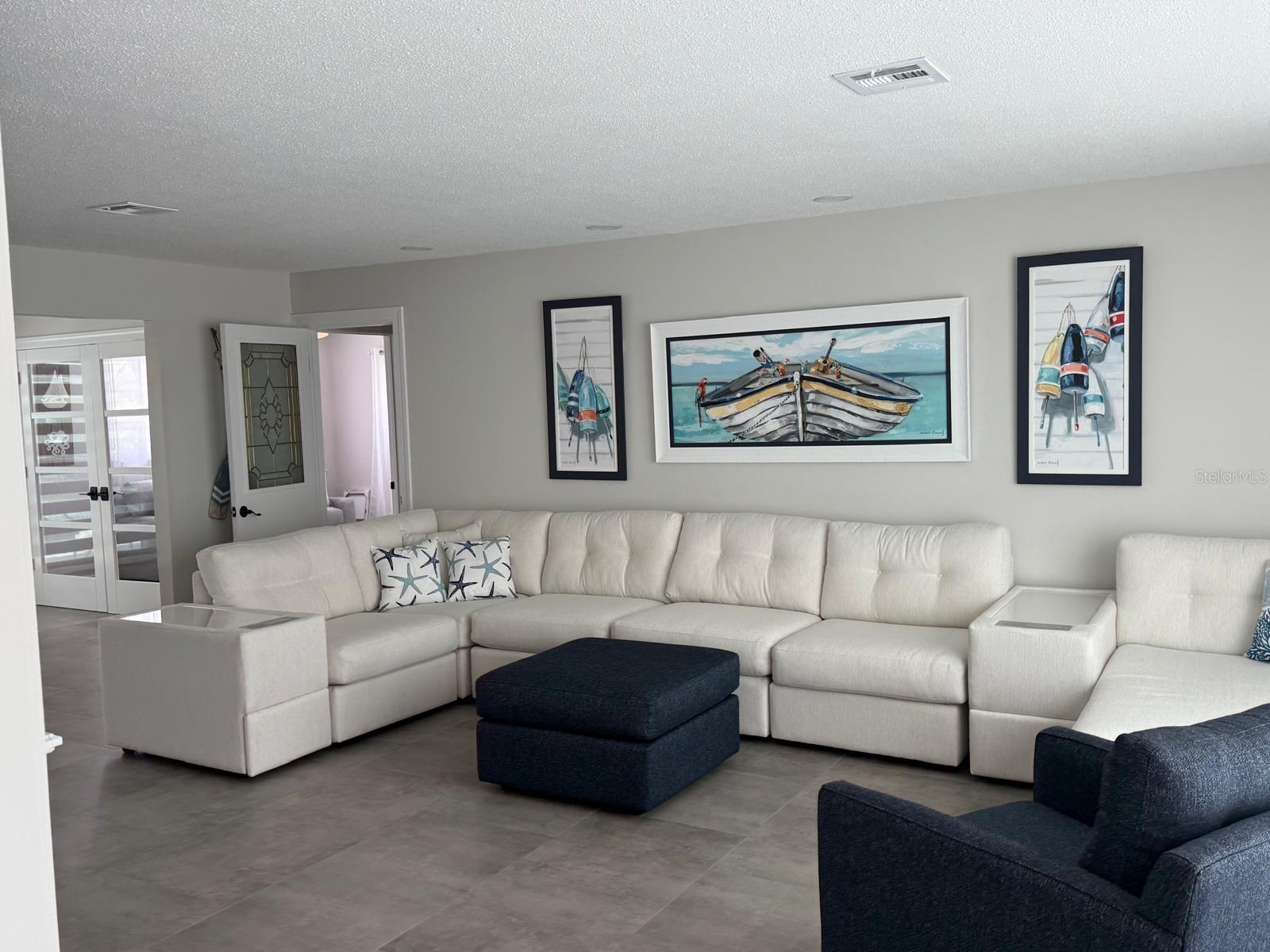 Image 2 of 70 For 1425 Appian Drive