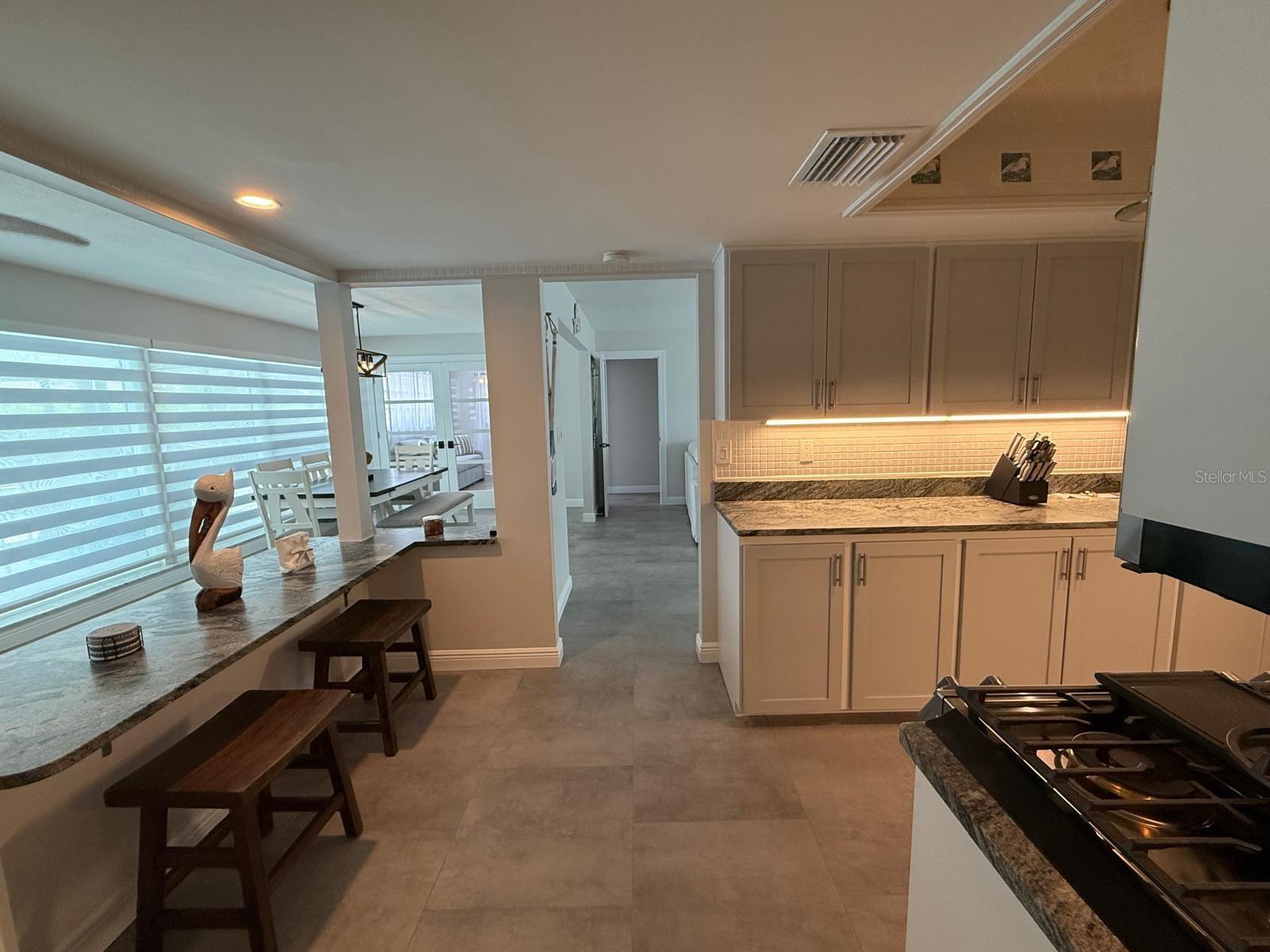 Image 22 of 70 For 1425 Appian Drive