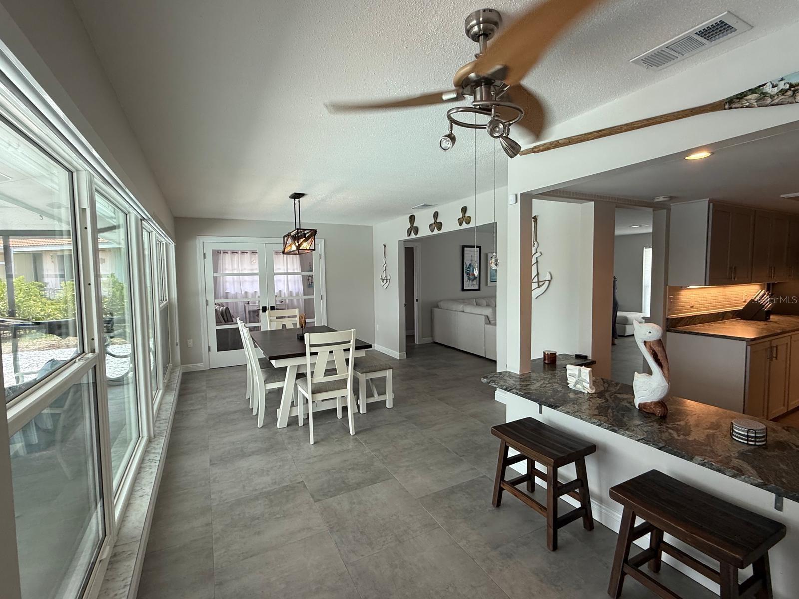 Image 37 of 70 For 1425 Appian Drive