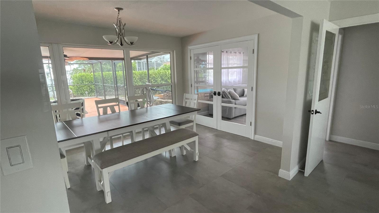 Image 38 of 70 For 1425 Appian Drive