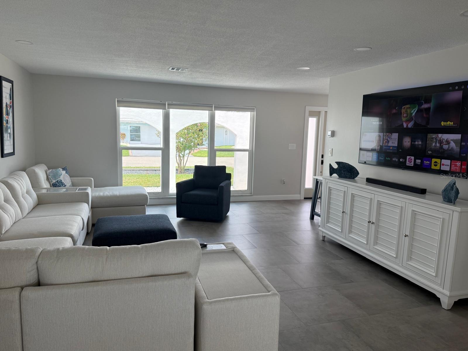 Image 43 of 70 For 1425 Appian Drive