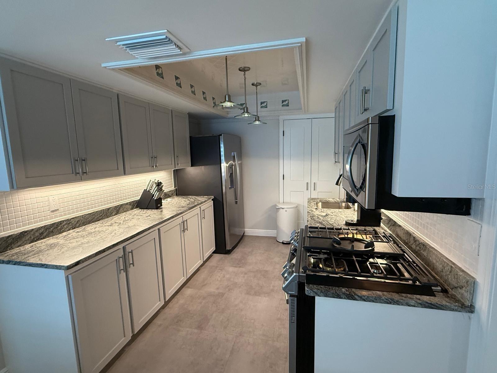 Image 47 of 70 For 1425 Appian Drive
