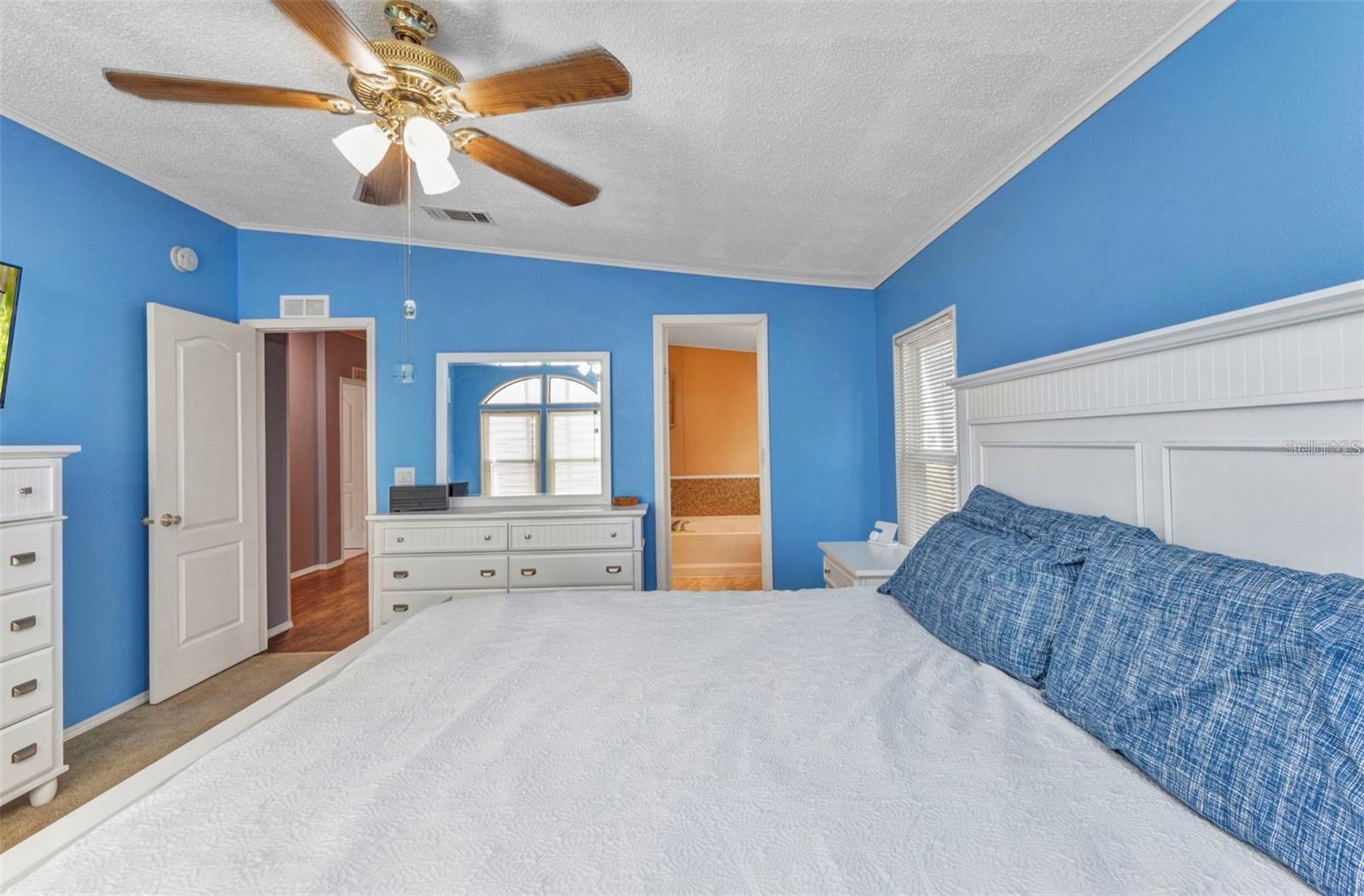 Image 16 of 35 For 6144 Redwing Avenue