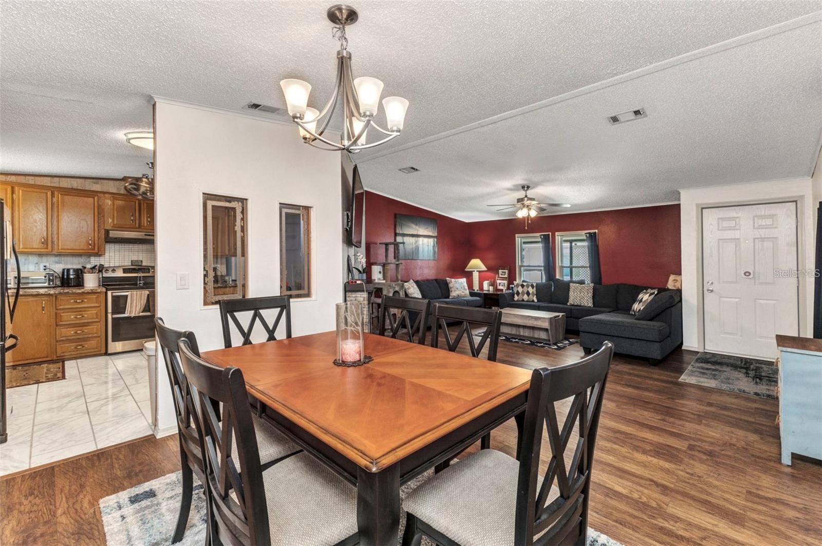 Image 6 of 35 For 6144 Redwing Avenue