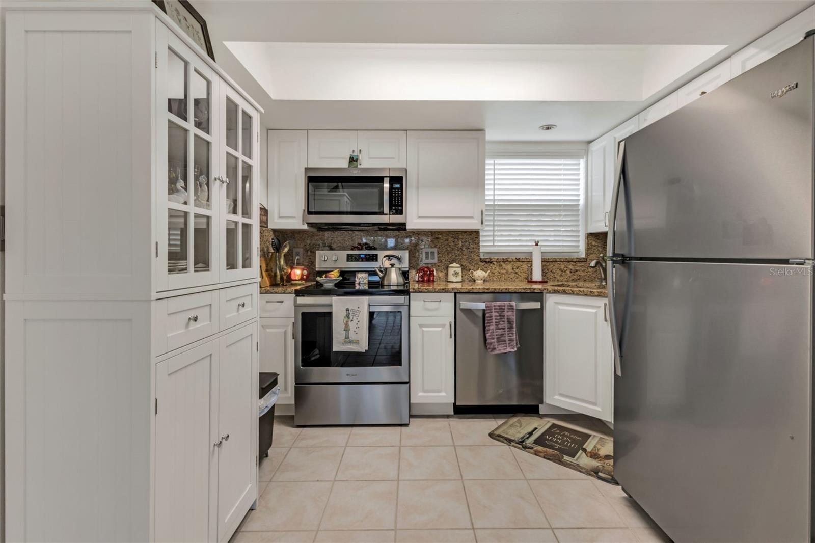 Image 10 of 37 For 311 Garvin Street 205a