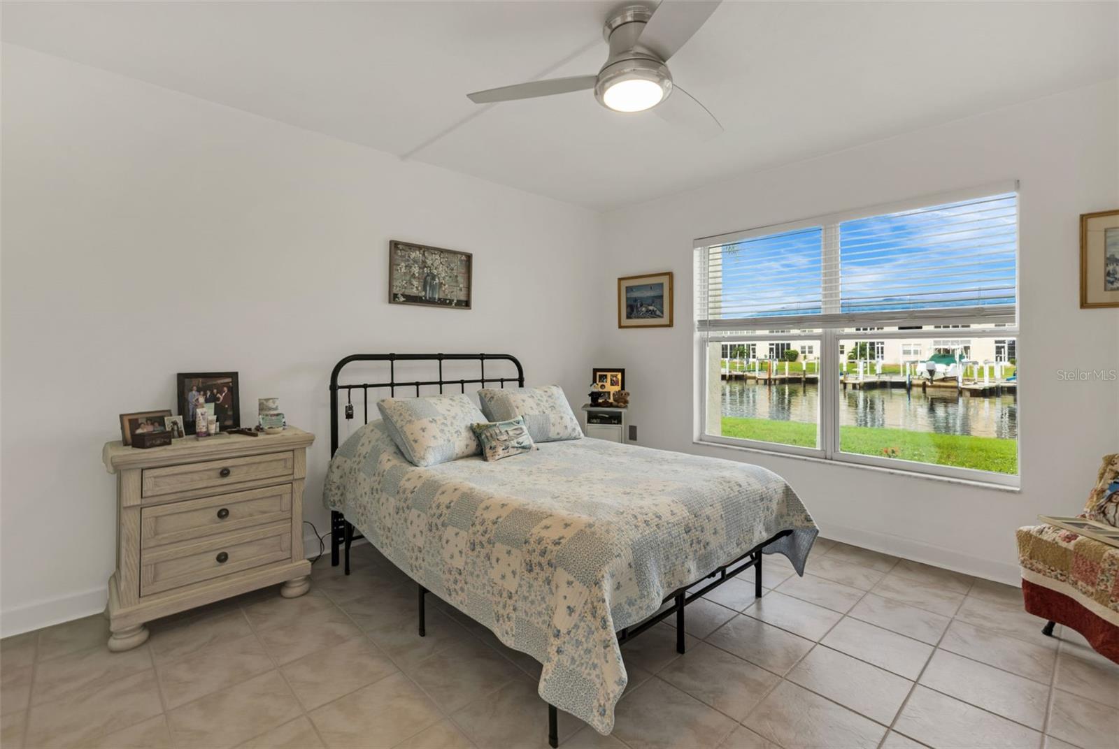 Image 18 of 37 For 311 Garvin Street 205a