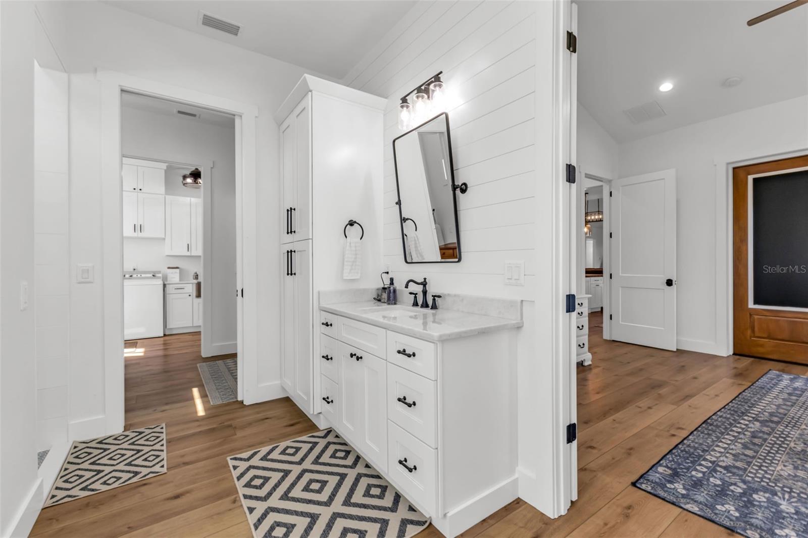Image 38 of 98 For 10542 Mehl Avenue