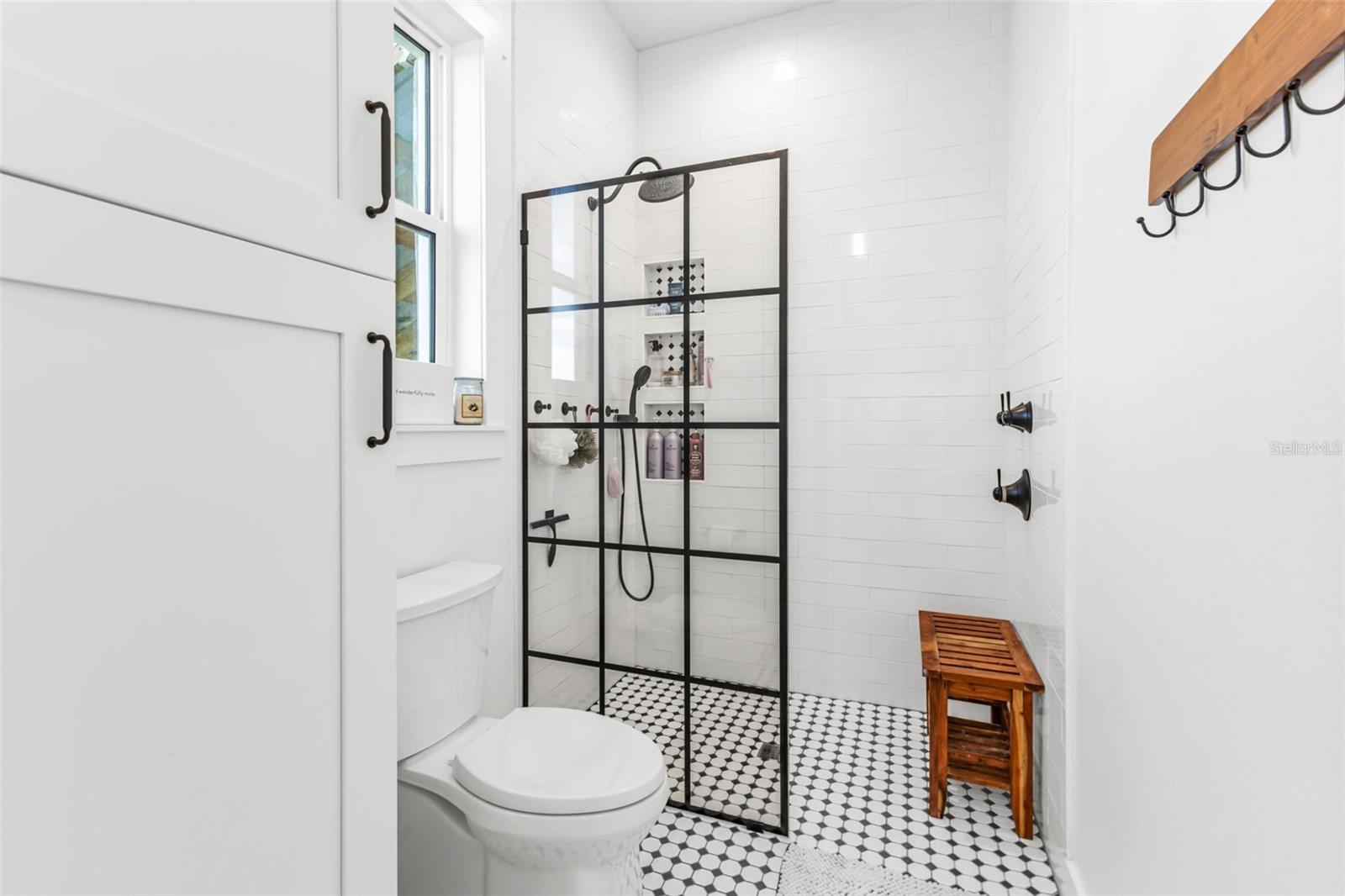 Image 63 of 98 For 10542 Mehl Avenue