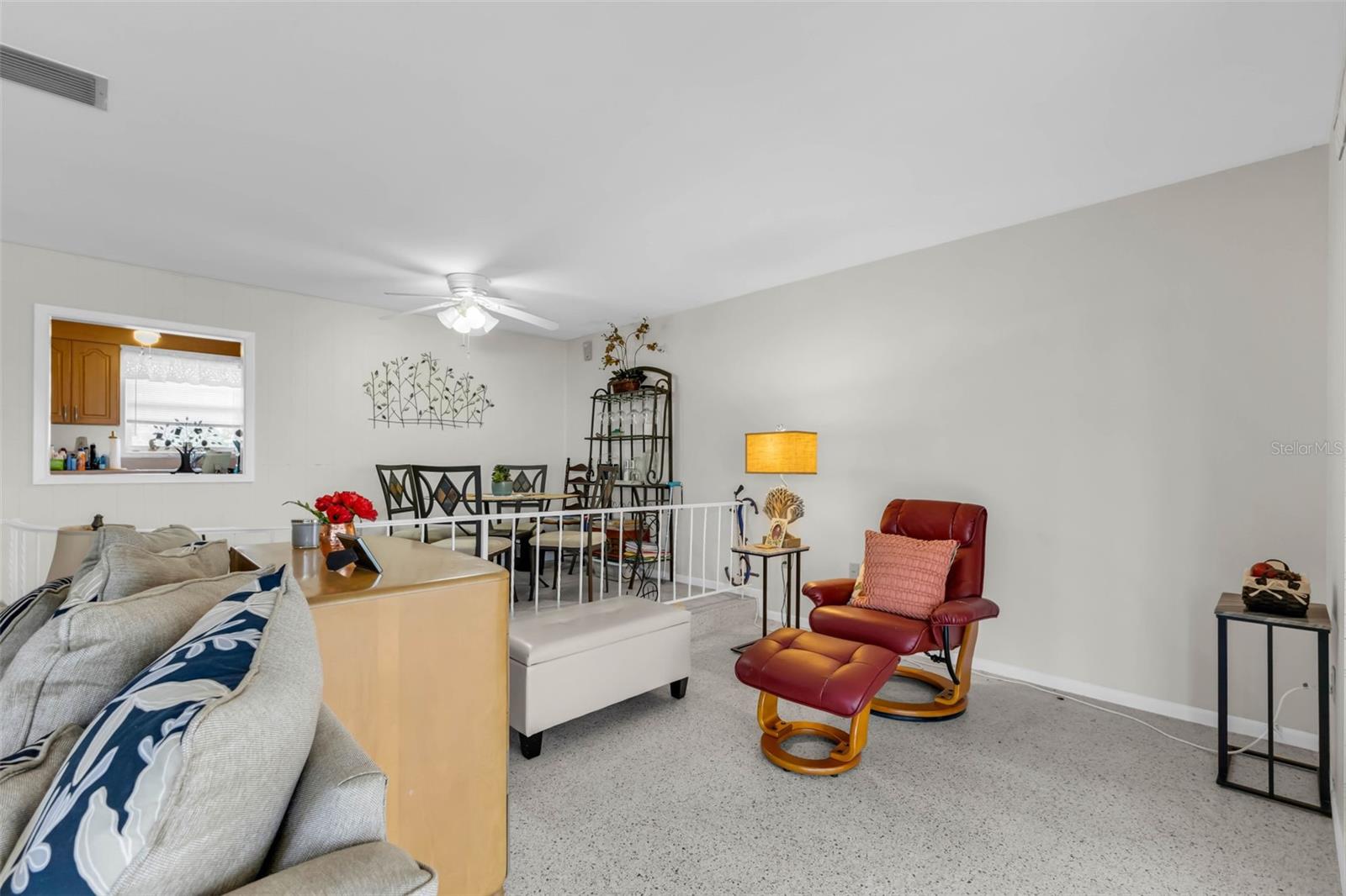 Image 21 of 61 For 123 Revere Street Nw