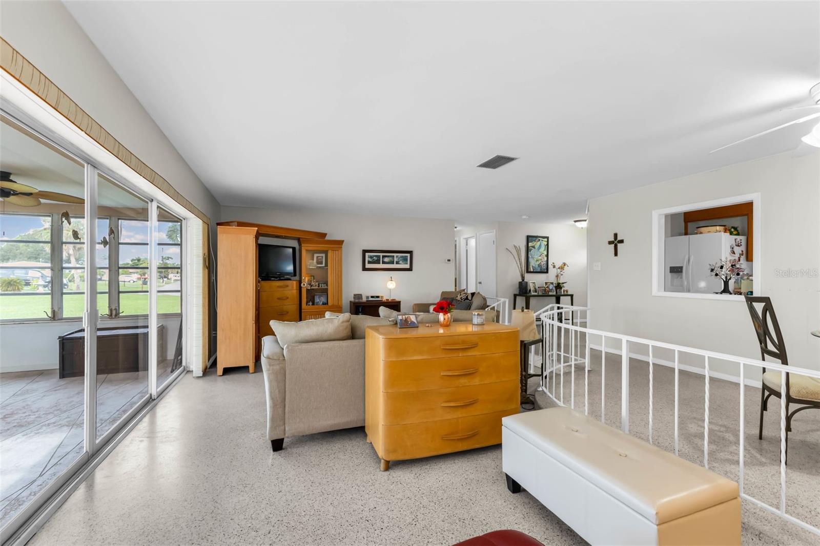 Image 27 of 61 For 123 Revere Street Nw