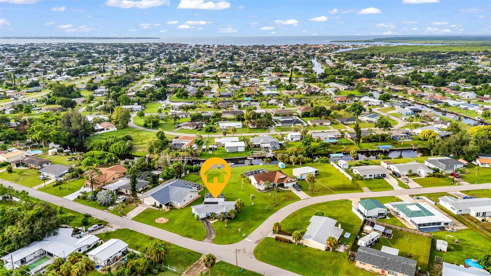 Image 40 of 61 For 123 Revere Street Nw