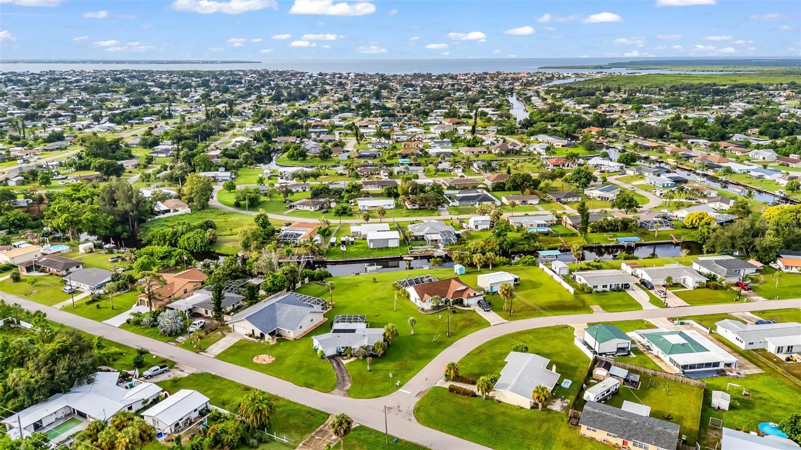 Image 50 of 61 For 123 Revere Street Nw