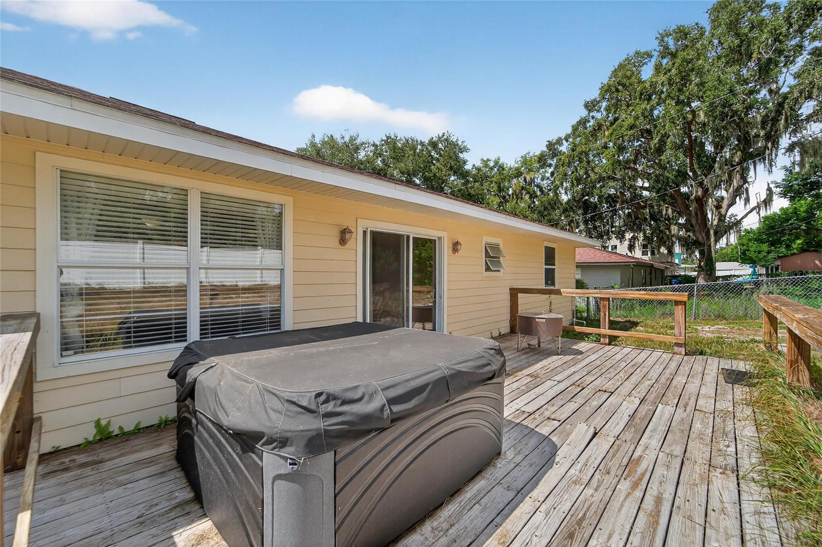Image 12 of 43 For 1525 Lake Howard Drive