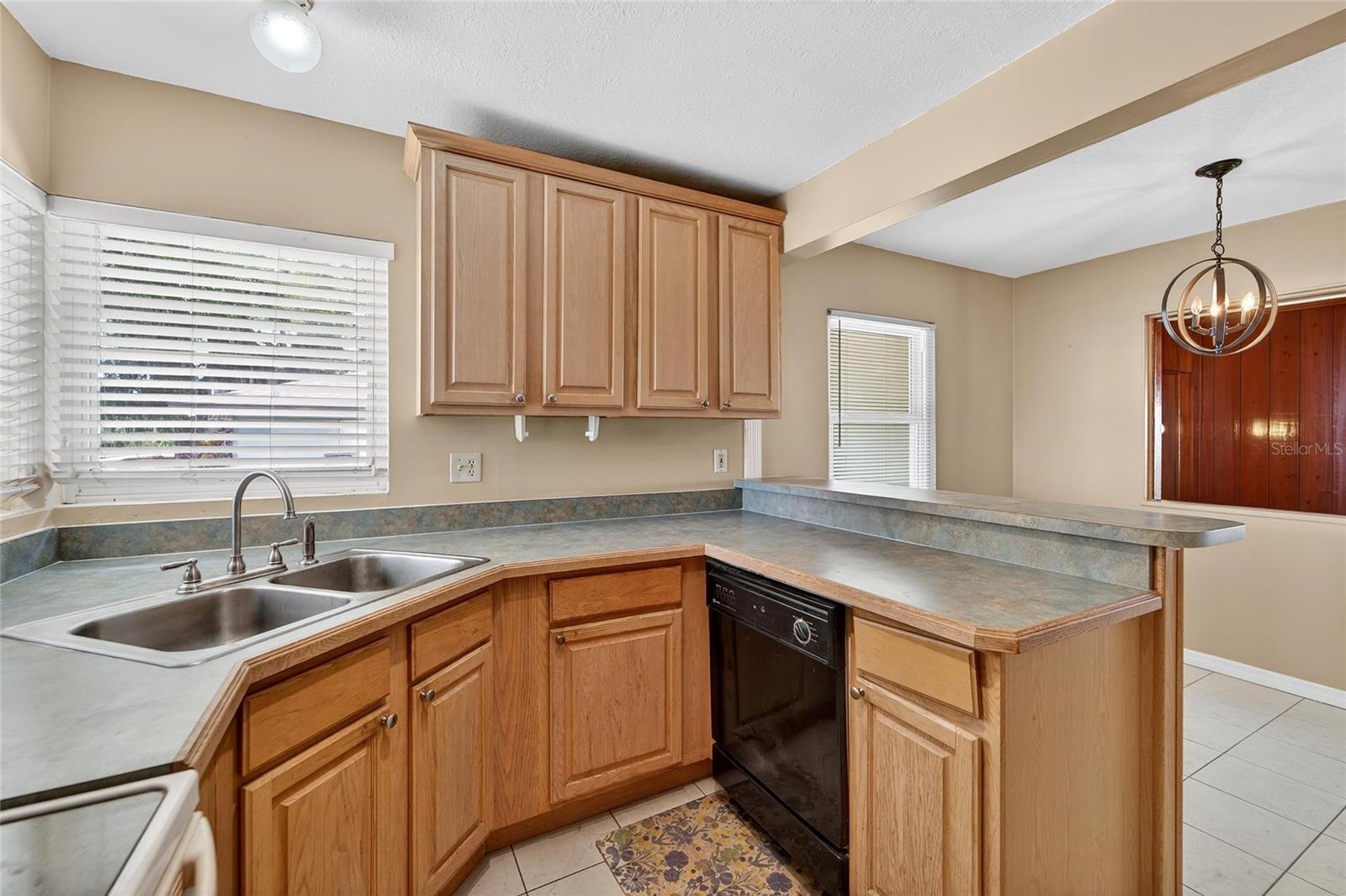 Image 19 of 43 For 1525 Lake Howard Drive