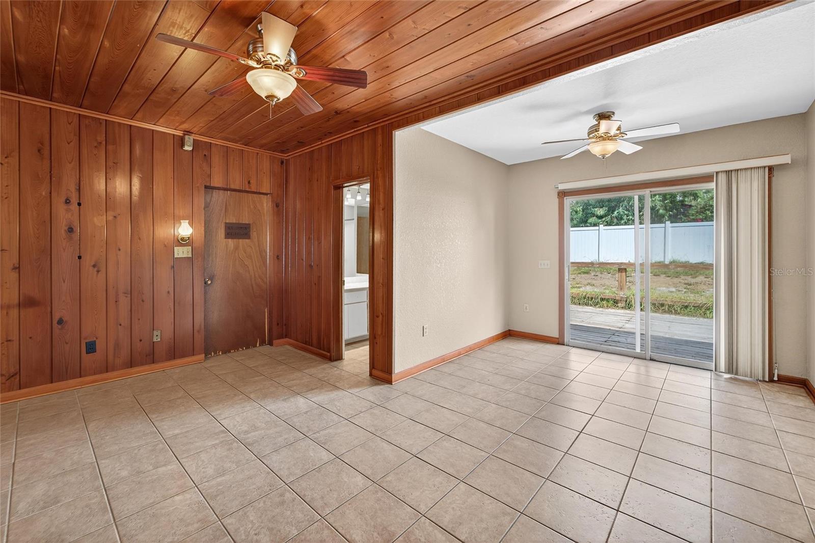 Image 20 of 43 For 1525 Lake Howard Drive
