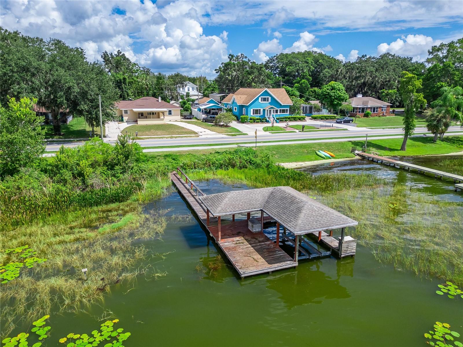 Image 38 of 43 For 1525 Lake Howard Drive