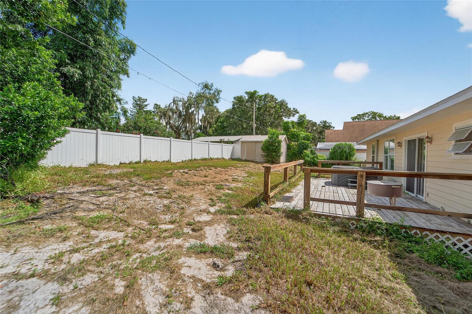 Image 9 of 43 For 1525 Lake Howard Drive