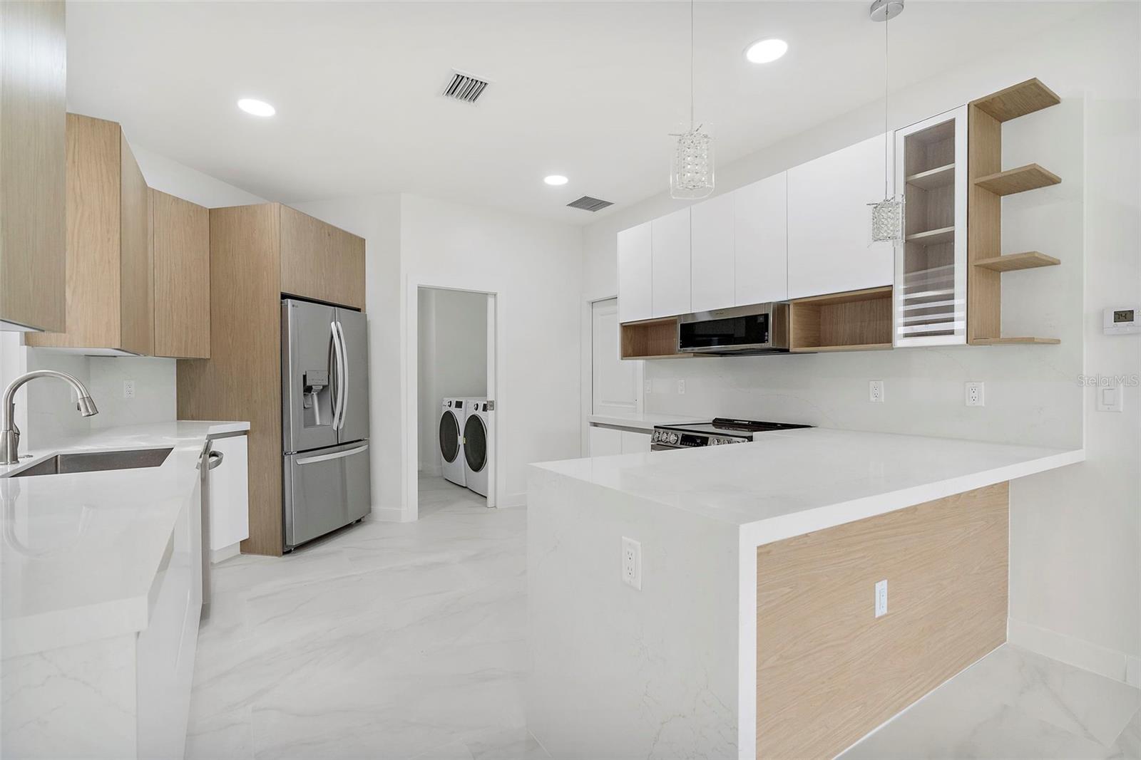 Image 33 of 89 For 4249 Cranberry Boulevard