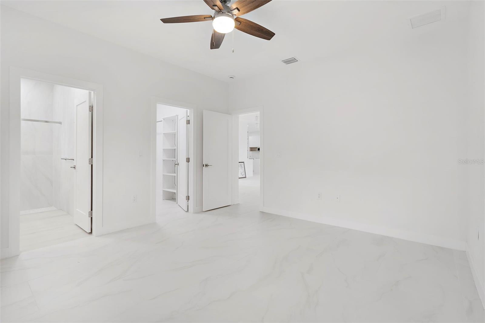 Image 44 of 89 For 4249 Cranberry Boulevard