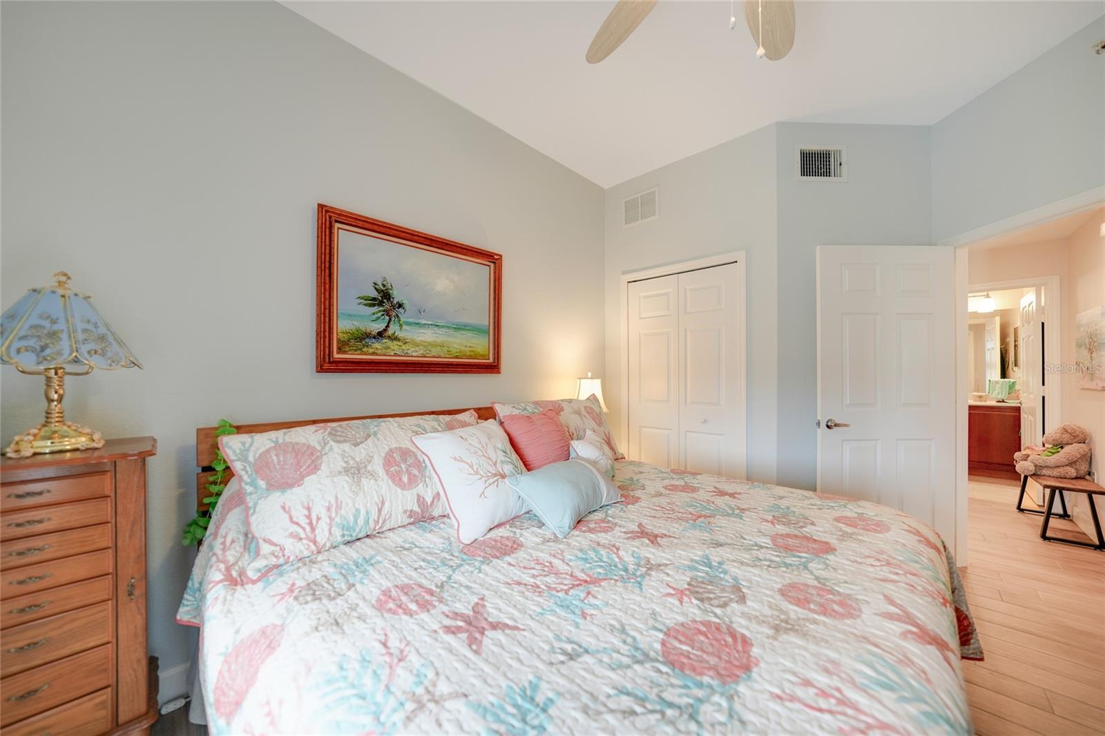Image 23 of 49 For 17094 Acapulco Road 313