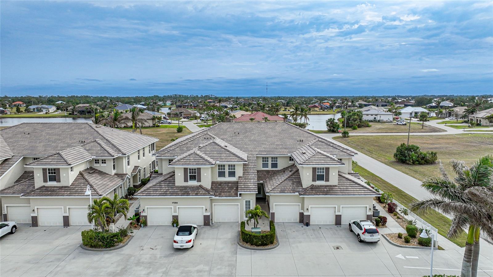 Image 40 of 49 For 17094 Acapulco Road 313