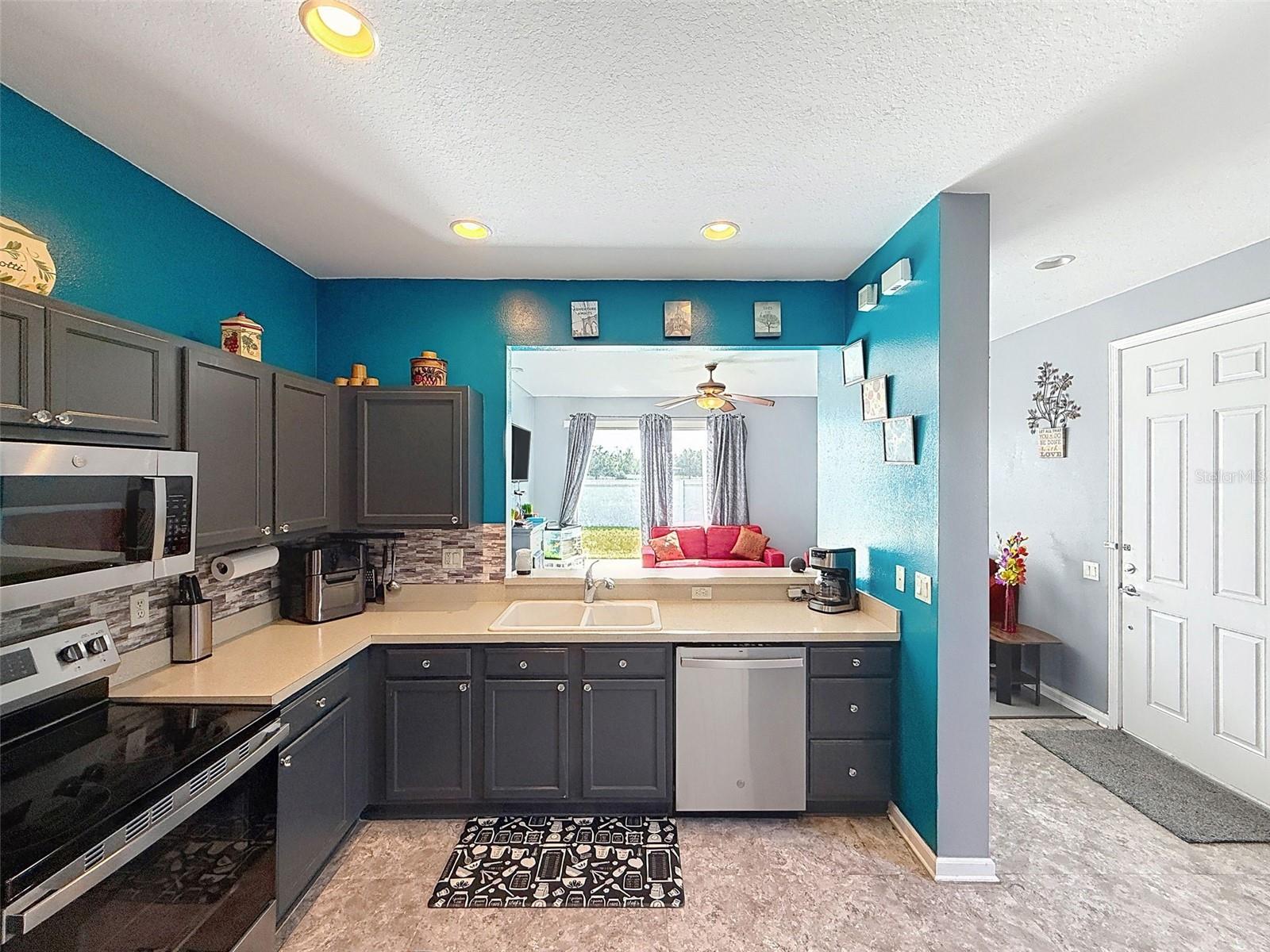 Image 12 of 66 For 1072 Hill Flower Drive