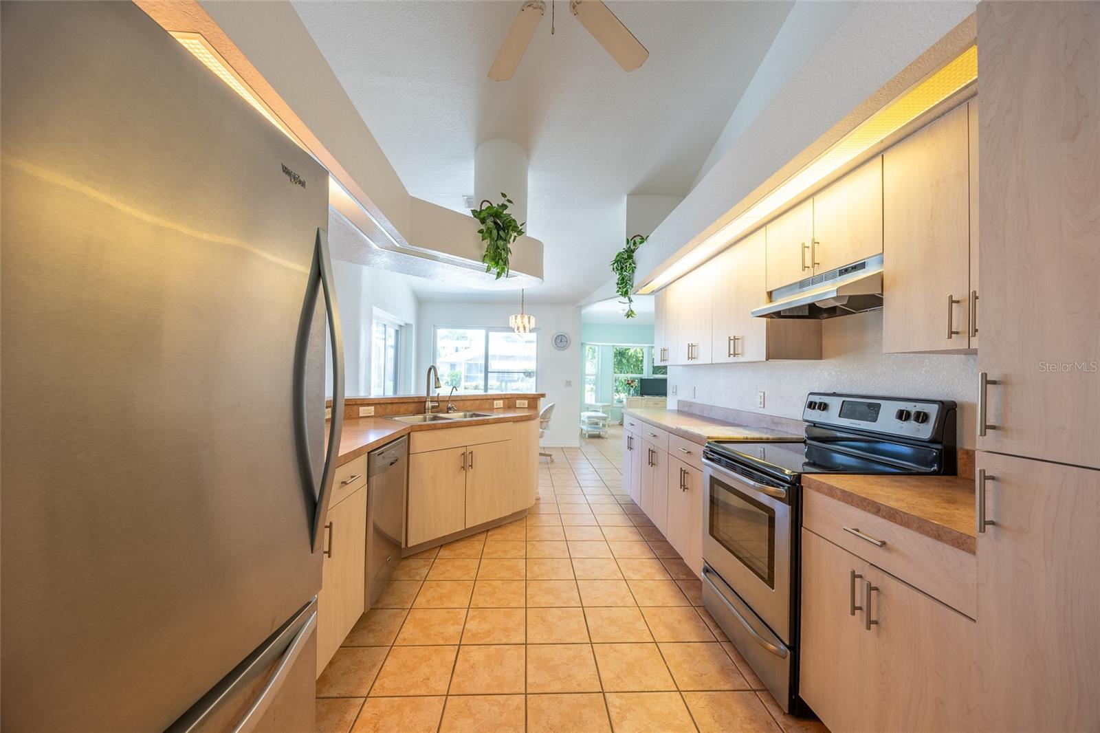 Image 14 of 45 For 3902 13th Avenue