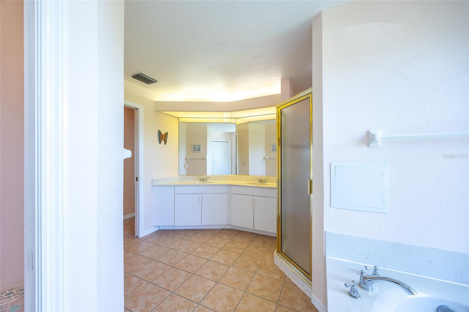 Image 33 of 45 For 3902 13th Avenue
