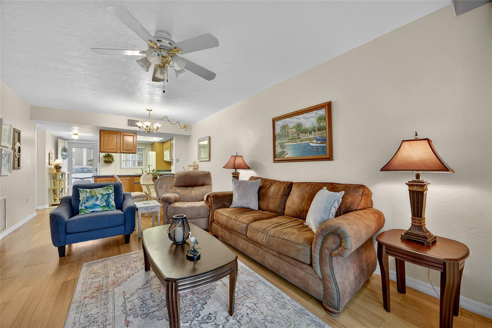 Image 12 of 35 For 3310 Loveland Boulevard 1504