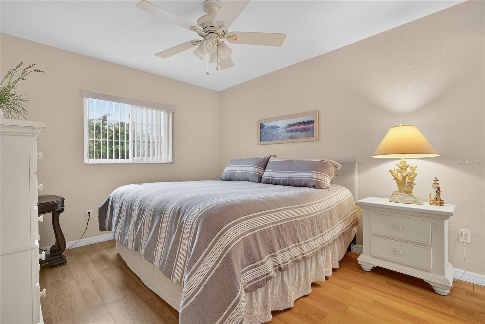 Image 15 of 35 For 3310 Loveland Boulevard 1504