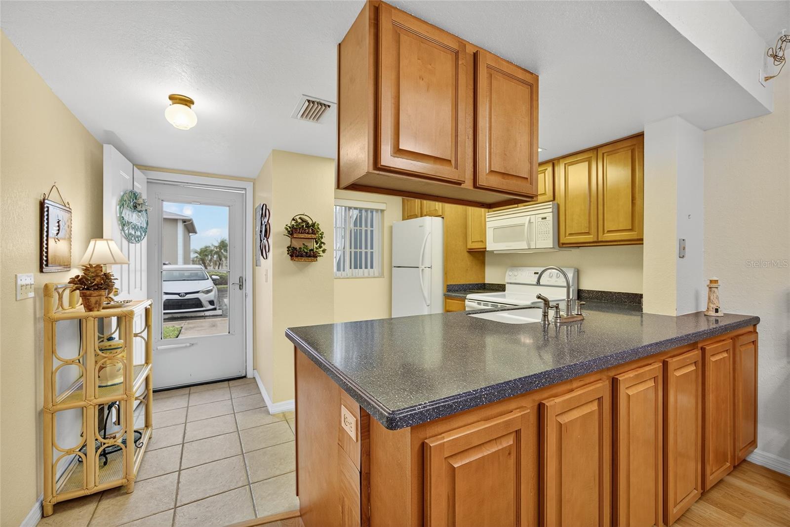 Image 7 of 35 For 3310 Loveland Boulevard 1504