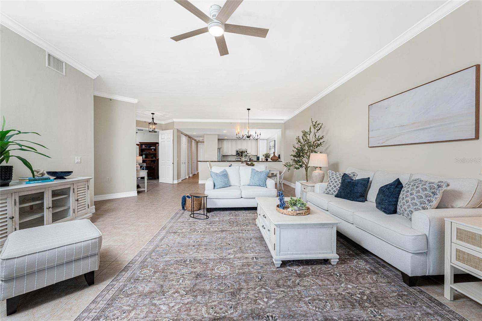 Image 13 of 97 For 87 Vivante Boulevard 8723