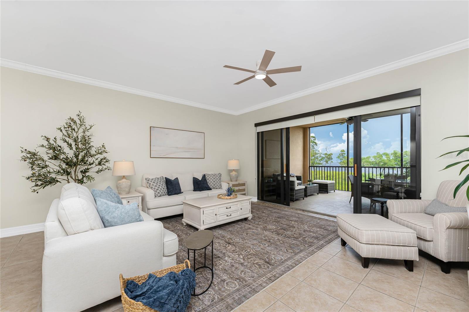 Image 16 of 97 For 87 Vivante Boulevard 8723