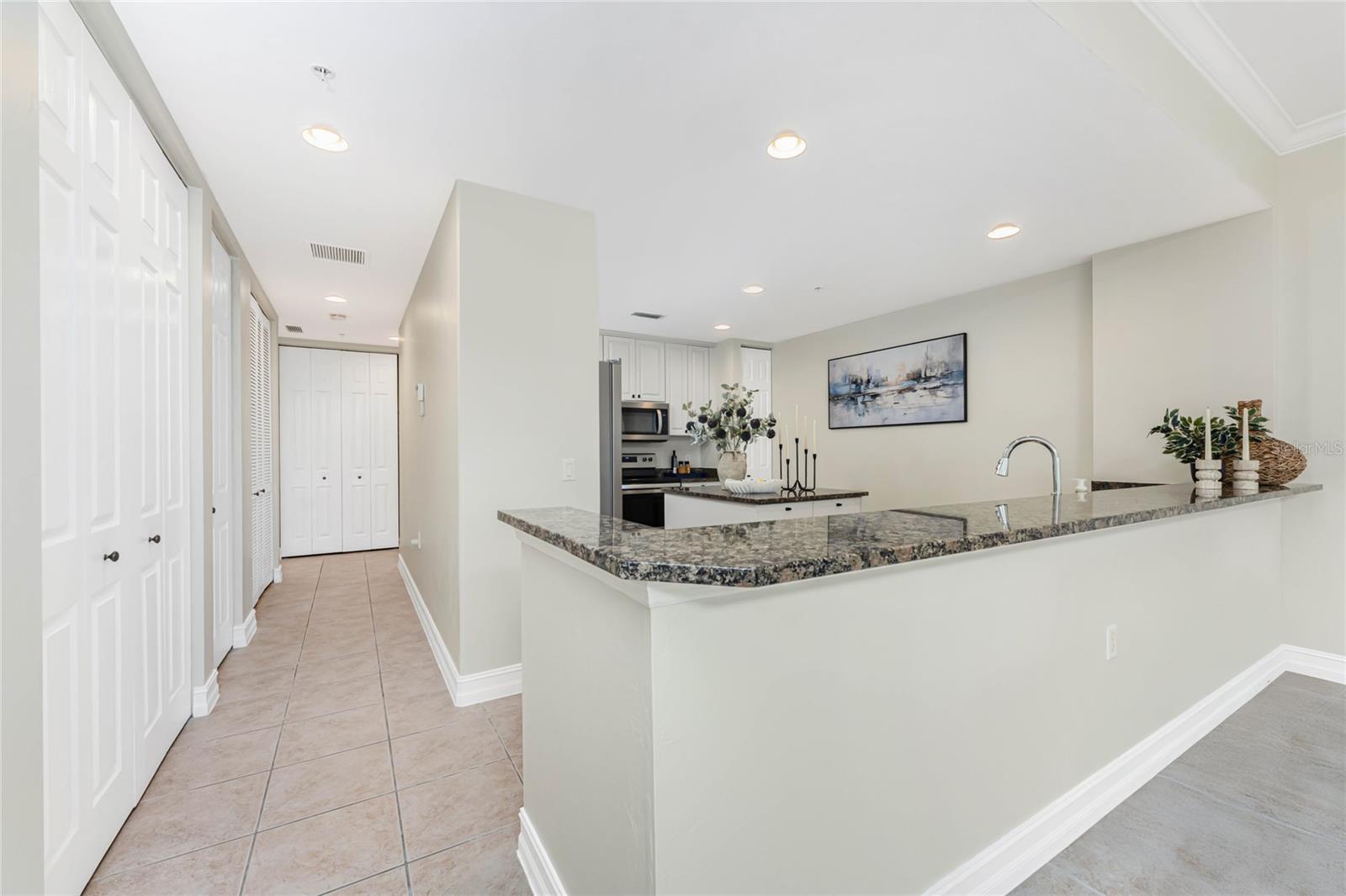 Image 20 of 97 For 87 Vivante Boulevard 8723